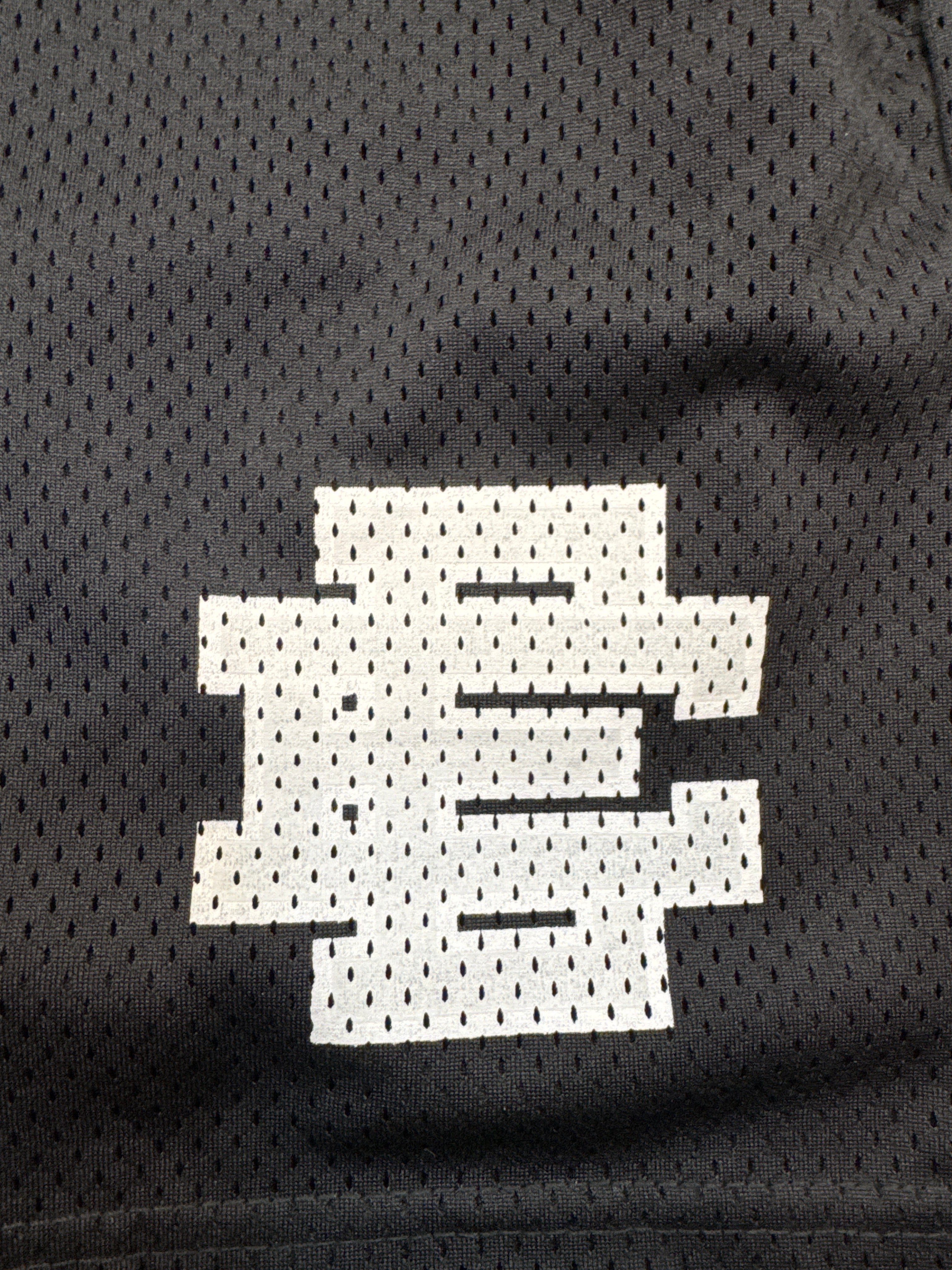 EE - Black Basic Shorts